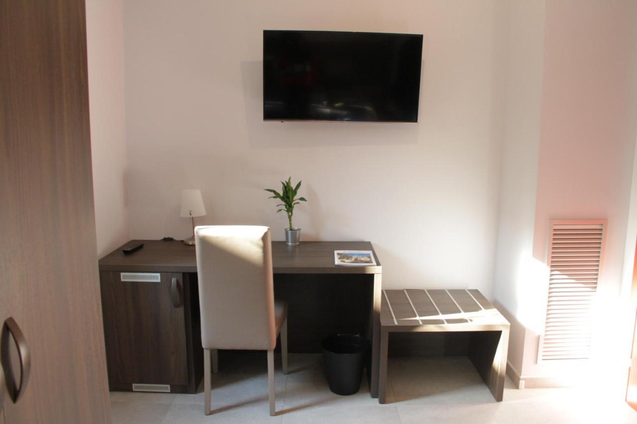 Frühstückspension Easyroom - Casello Autostradale