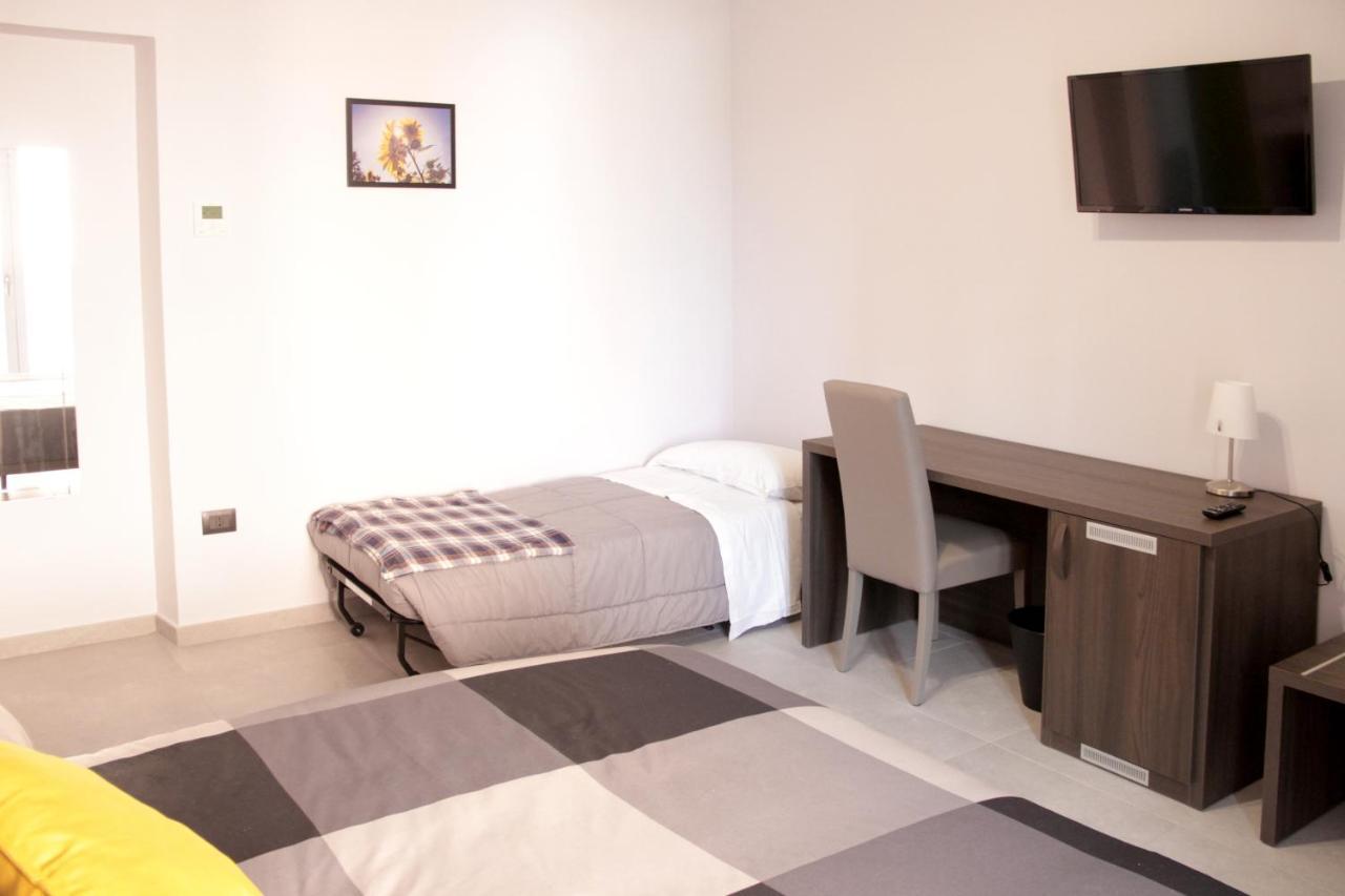 Easyroom - Casello Autostradale 3* Frosinone